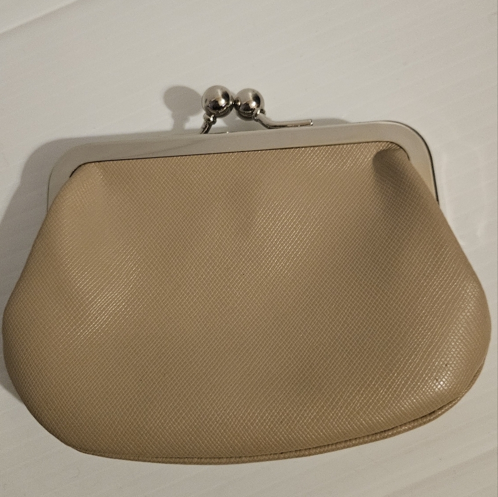 Coach Beige Saffiano Leather Darcy Bow Framed Coin Purse - Picture 3 of 7